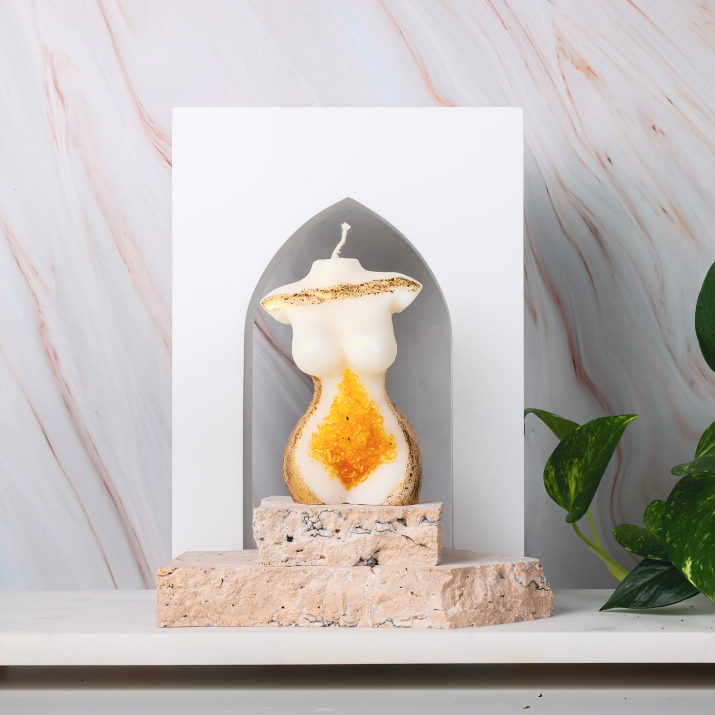 Goddess for Money, Wealth and Abundance – Candle for Money, Wealth and Abundance
